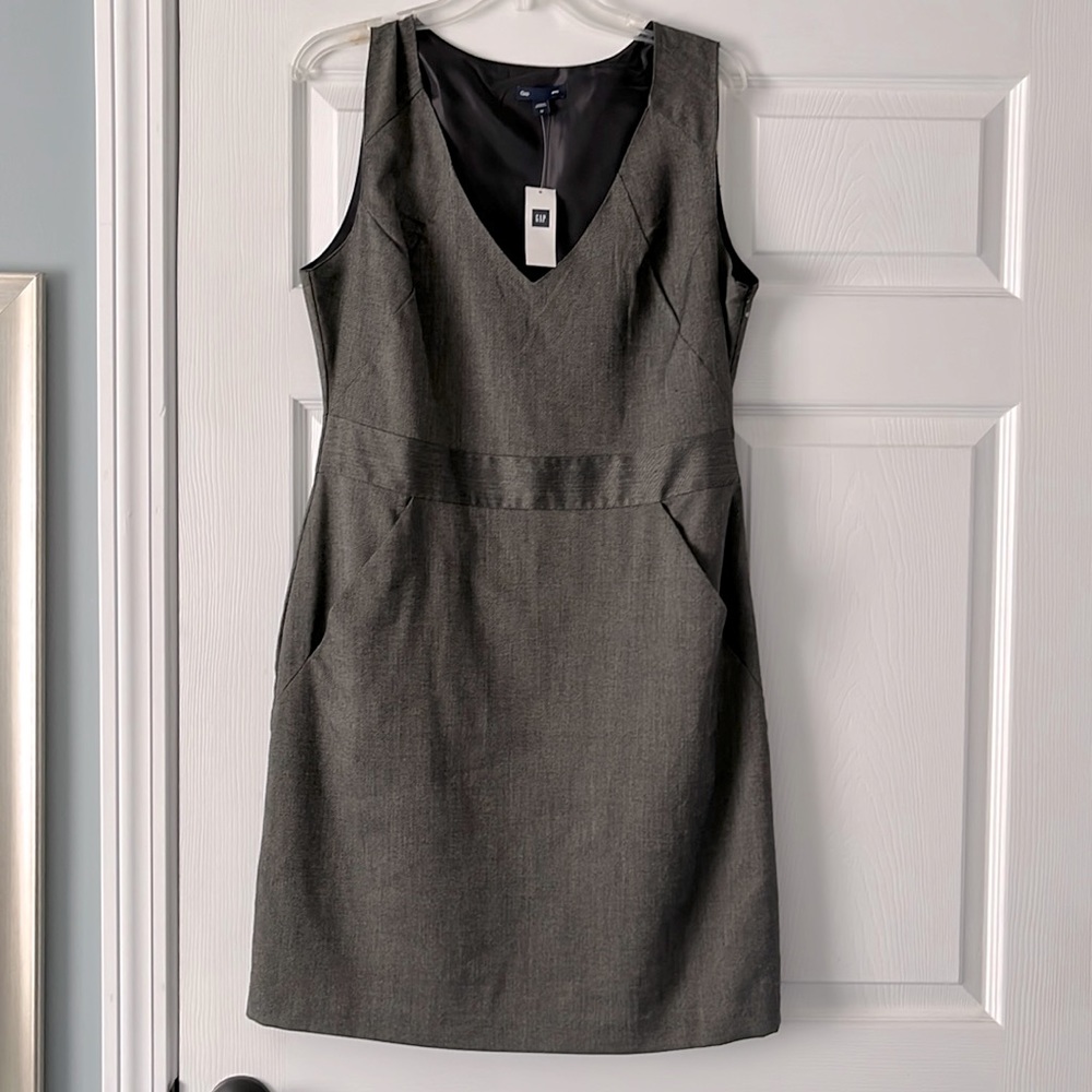 GAP lined dress